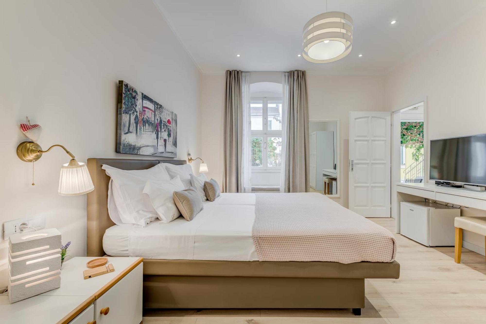 Victoria Luxury Rooms - Split Downtown ภายนอก รูปภาพ