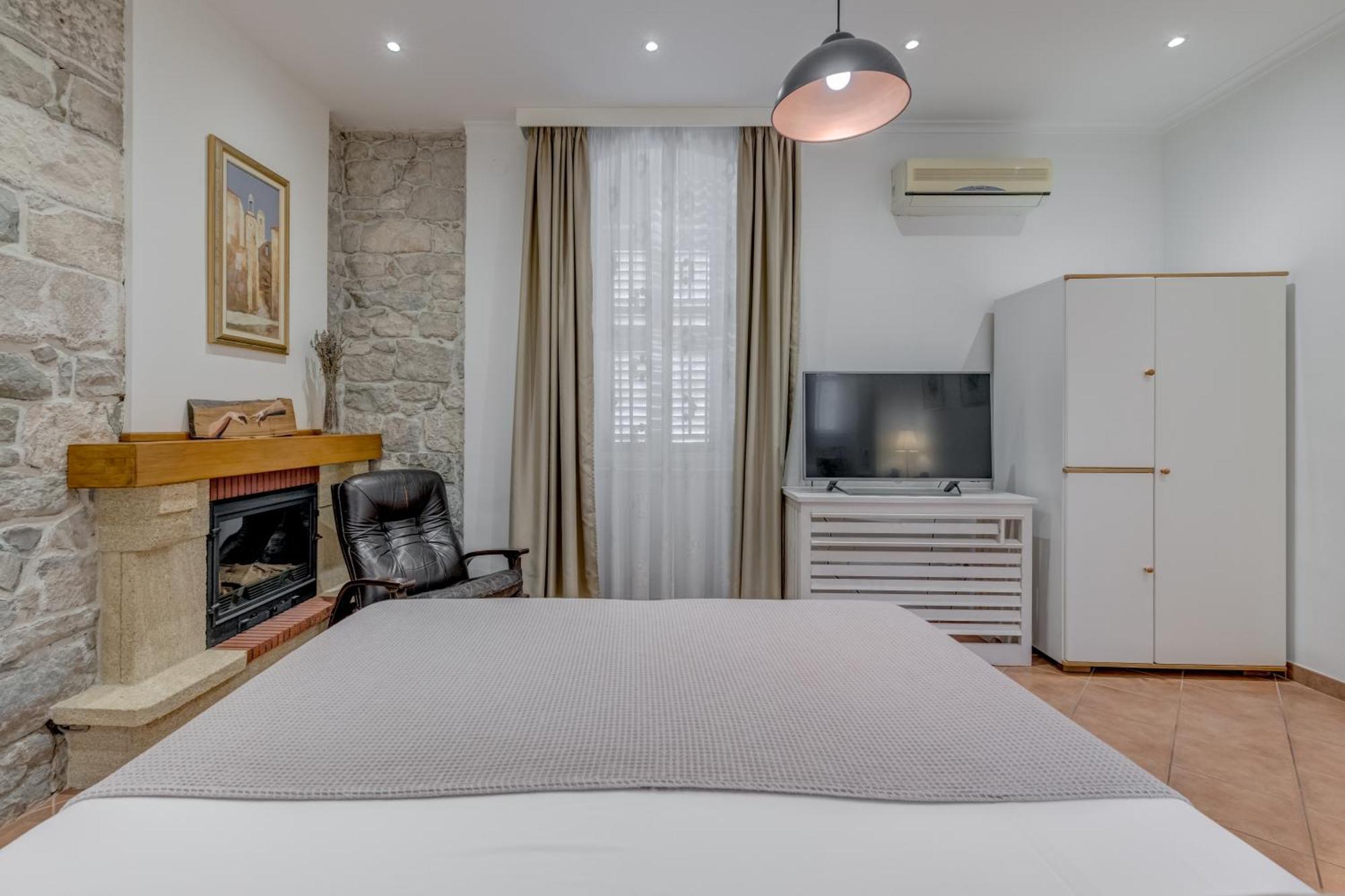 Victoria Luxury Rooms - Split Downtown ภายนอก รูปภาพ